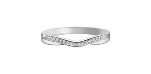 Diamond Band 10 Karat Gold (0.10CT TDW)