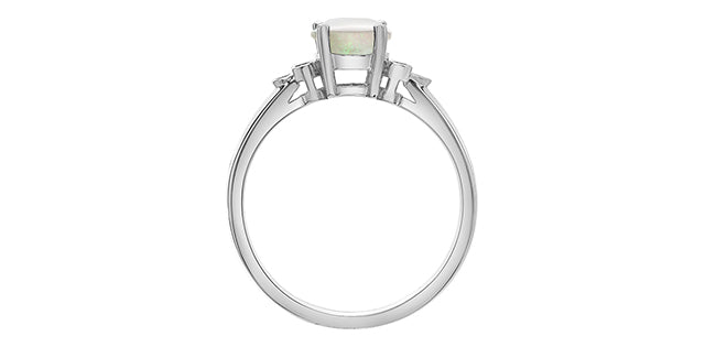 Opal & Diamond Ring 10 Karat Gold (0.04CT TDW)