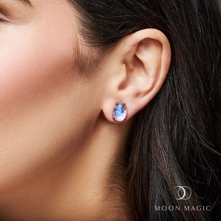 MoonMagic 925 Moonstone Earrings - Bright Drop Studs